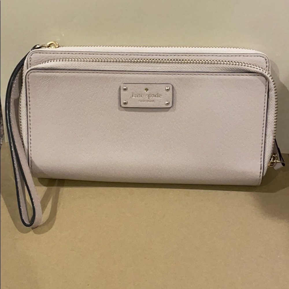 Kate Spade 2 Zip wallet